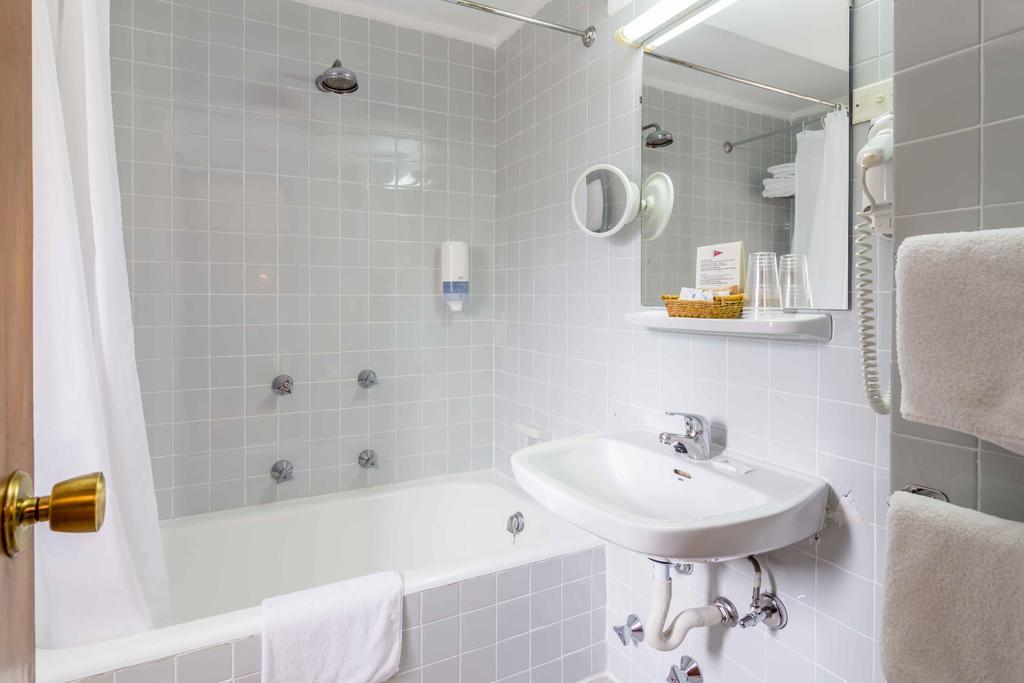 Snoe Hotel Candanchú Pokoj fotografie