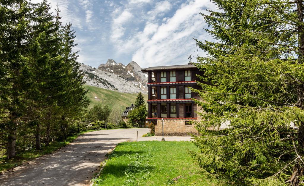 Snoe Hotel Candanchú Exteriér fotografie