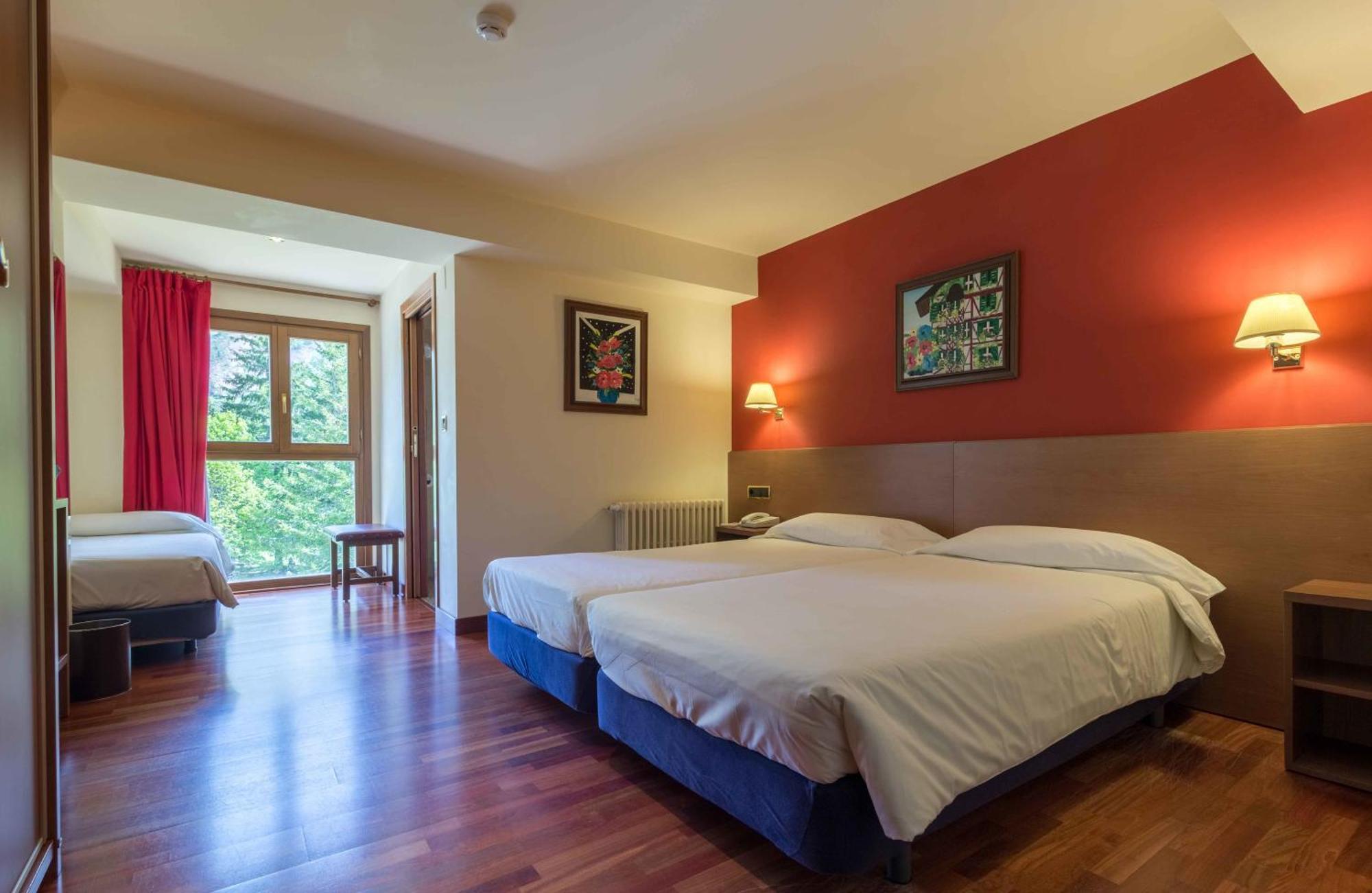Snoe Hotel Candanchú Pokoj fotografie